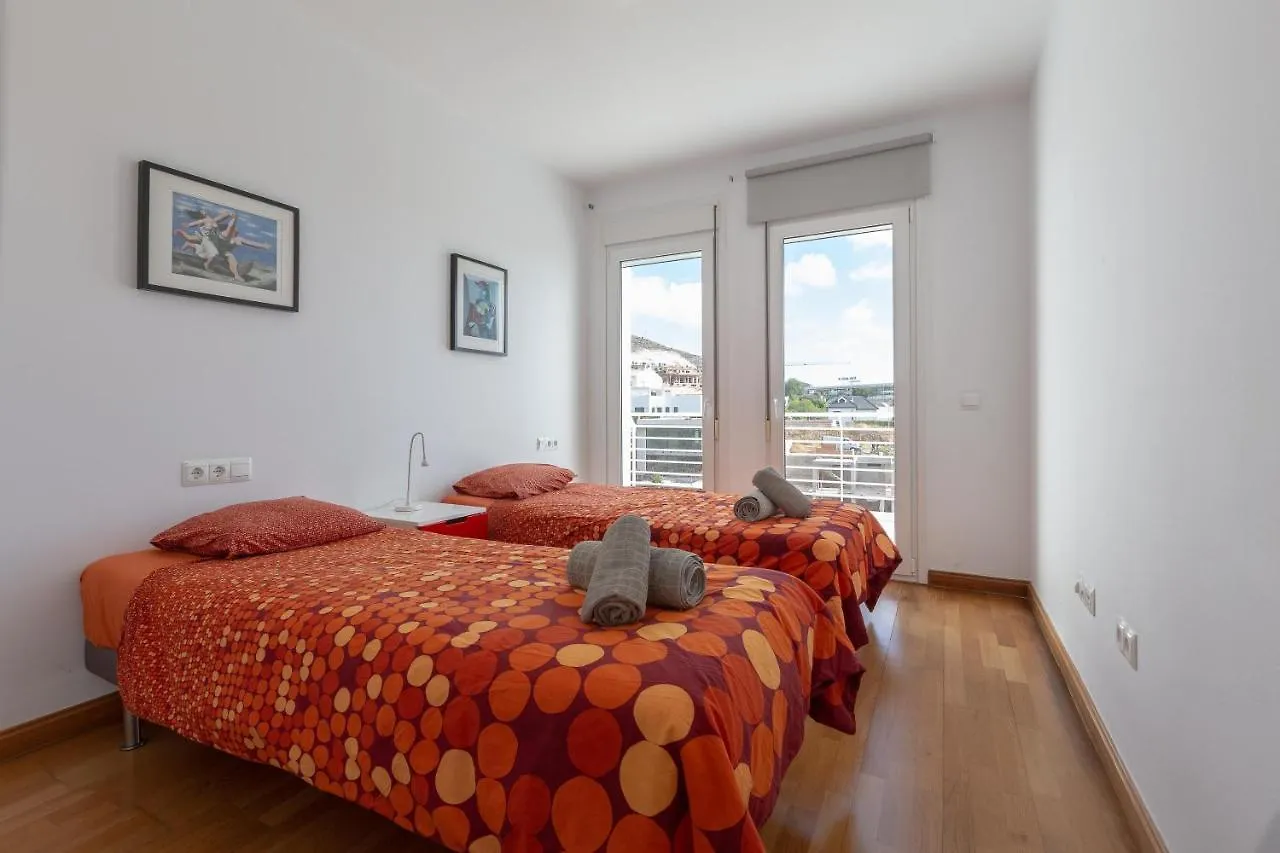 בנאלמדנה Nice Apartment With A Sunny Terrace