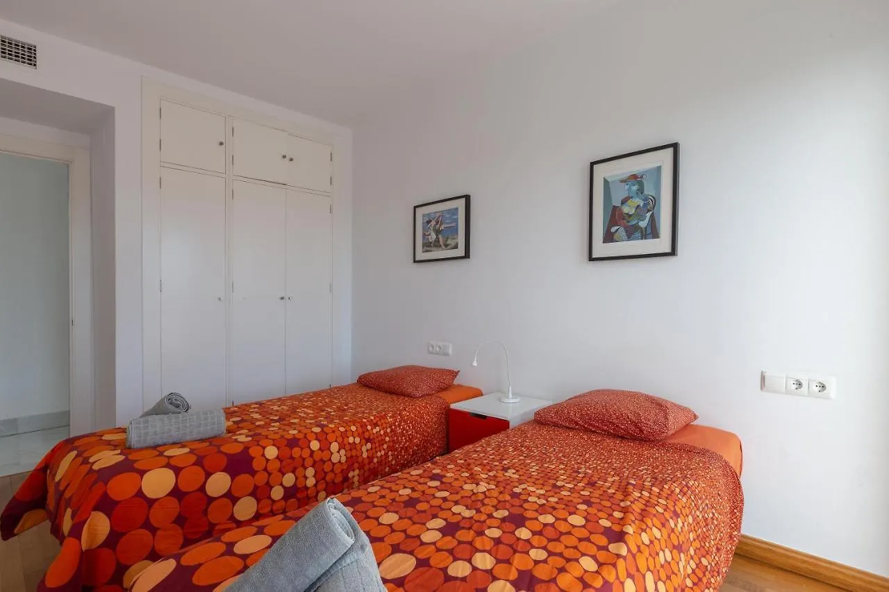 בנאלמדנה Nice Apartment With A Sunny Terrace