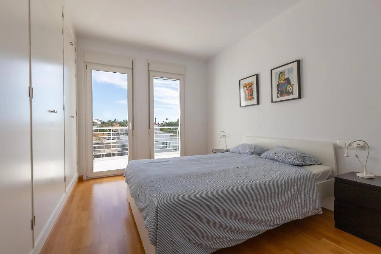 בנאלמדנה Nice Apartment With A Sunny Terrace