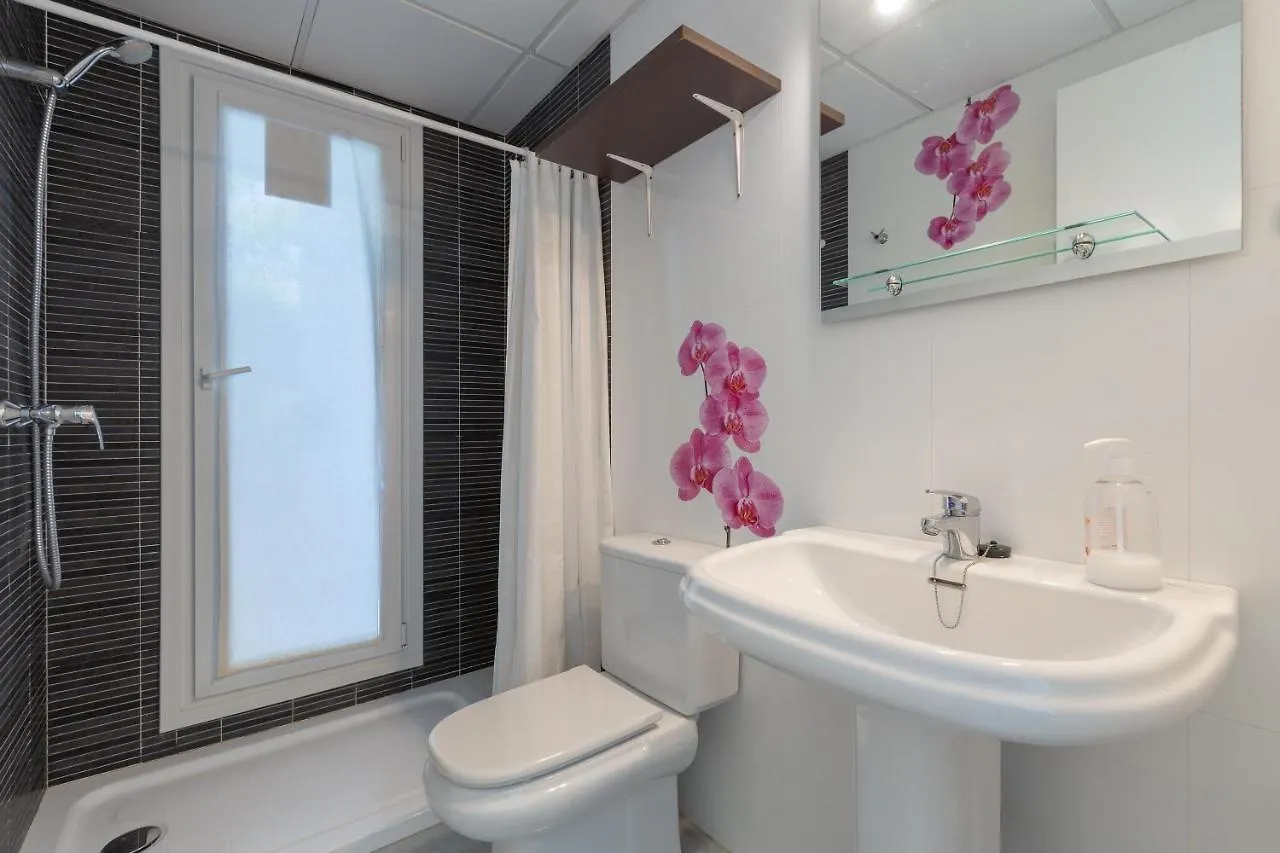 בנאלמדנה Nice Apartment With A Sunny Terrace 0*,  ספרד